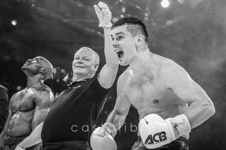 Reportage championnat du monde boxe pied poing à Levallois Perret